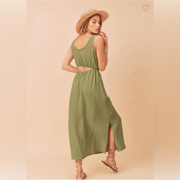 #100 Black Darci Dress - Picture 6 of 8